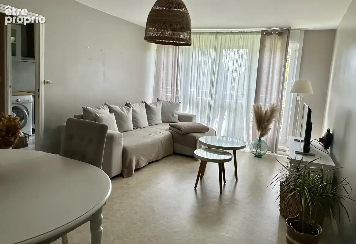 Appartement avec ascenseur -1 chambre- 50 m2-cave et place de parking - photo 3