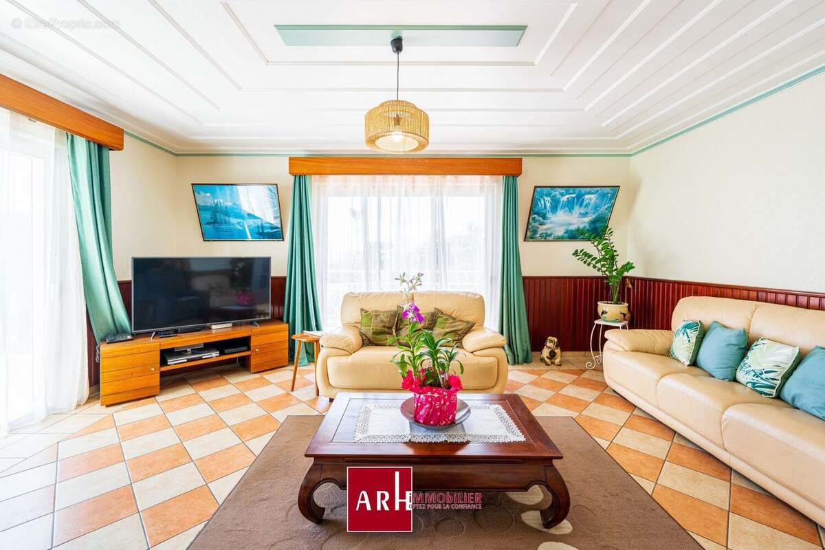 Maison à SAINT-DENIS