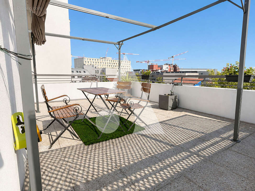 Appartement familial - 80 m2 avec belle terrasse et proche transport - photo 2