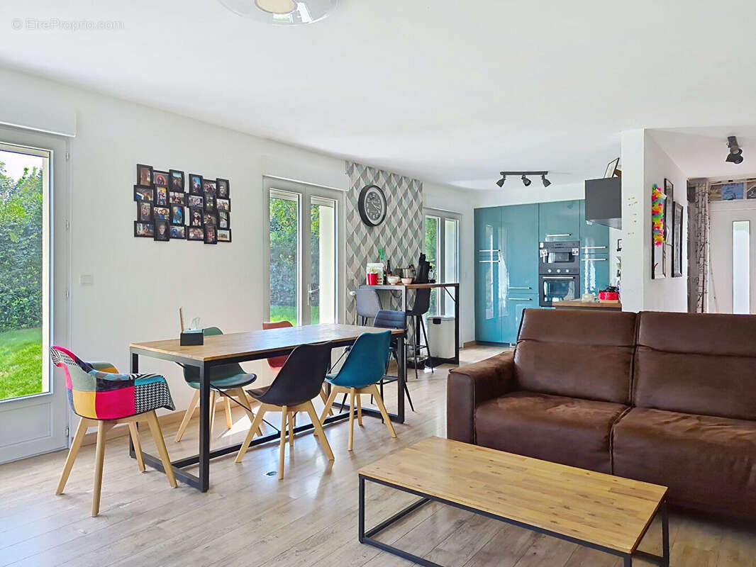 Maison à LE ROC-SAINT-ANDRE