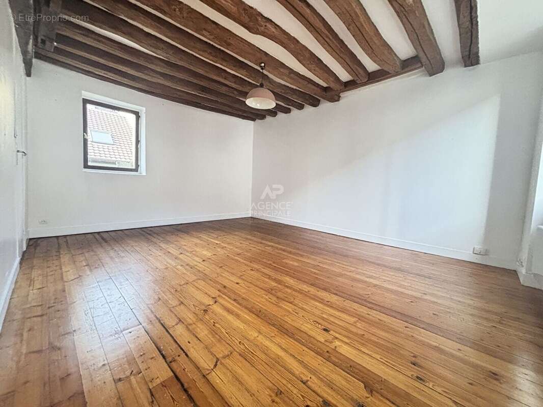 Appartement à PONTOISE
