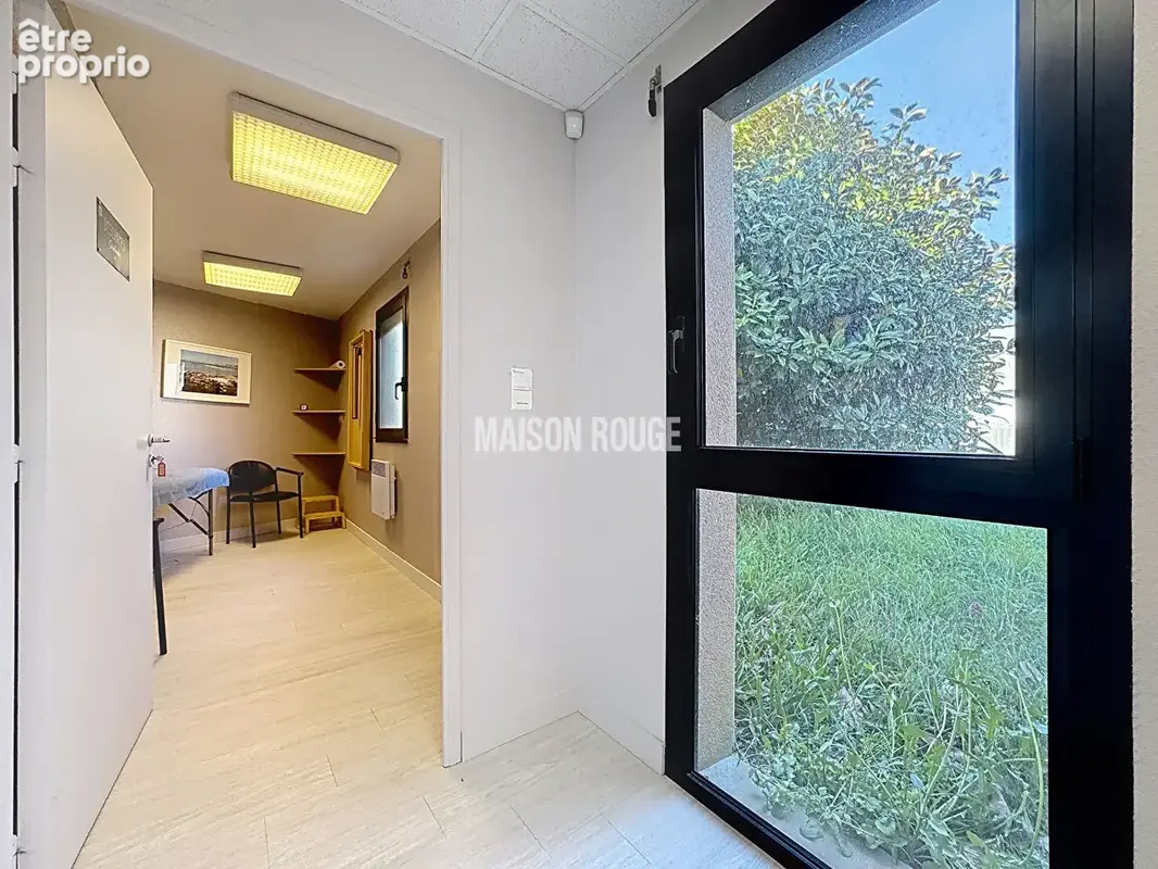 PAIMPOL Centre !                       Ensemble immobilier idéal investisseurs, sur 2 niveaux, jardin, parking! - photo 9
