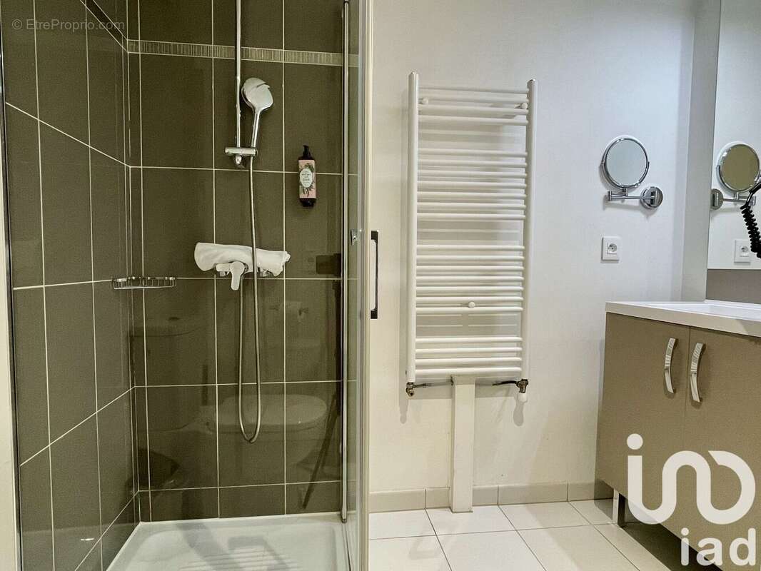Photo 4 - Appartement à ASNIERES-SUR-SEINE