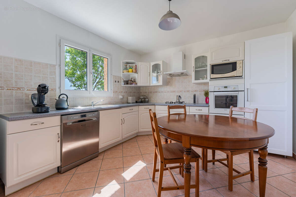 Maison à CHASSE-SUR-RHONE