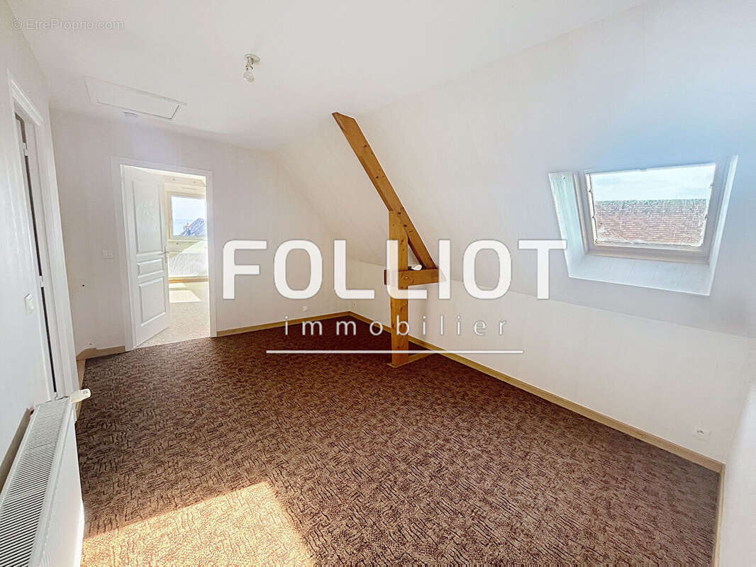 Maison à SAINT-COME-DE-FRESNE