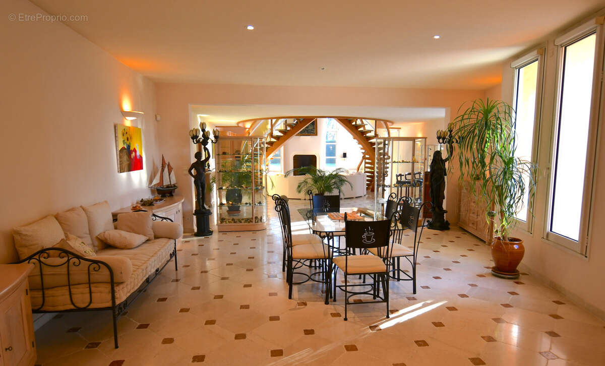 La demeure de madame lalique   une propriété absolument unique - photo 10