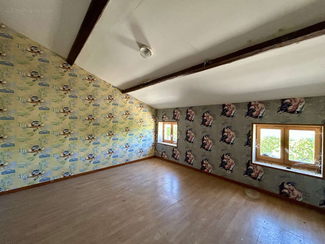 Commerce à VERDUN-SUR-LE-DOUBS