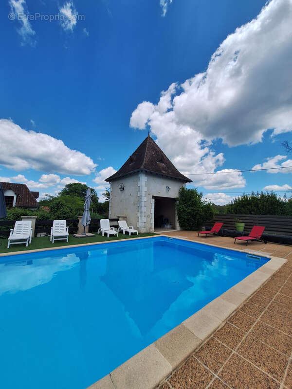 Maison à BOURDEILLES