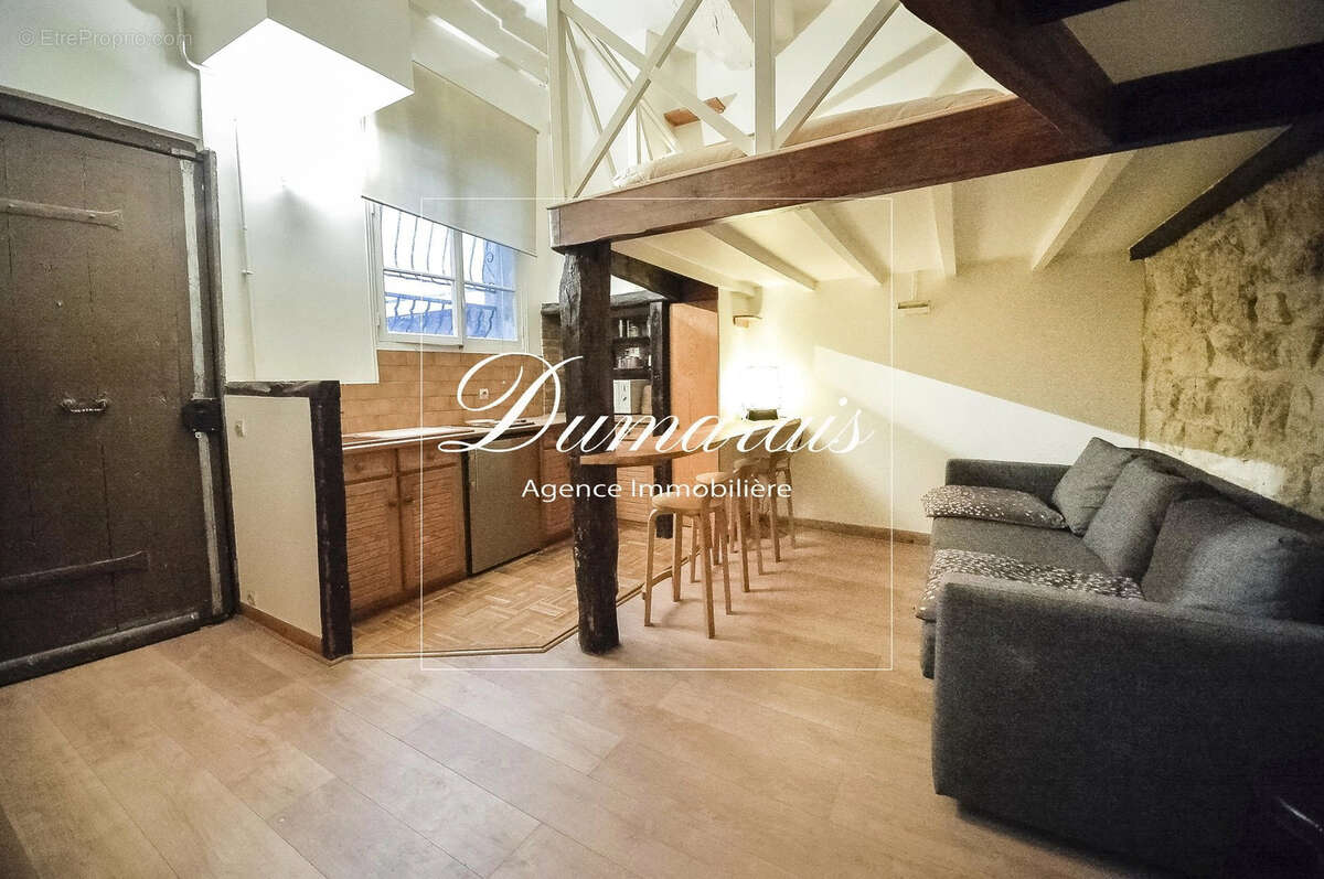 Appartement à PARIS-4E
