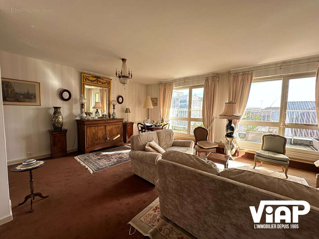 Denis Dussoubs - Appartement 107m² avec terrasse - photo 2