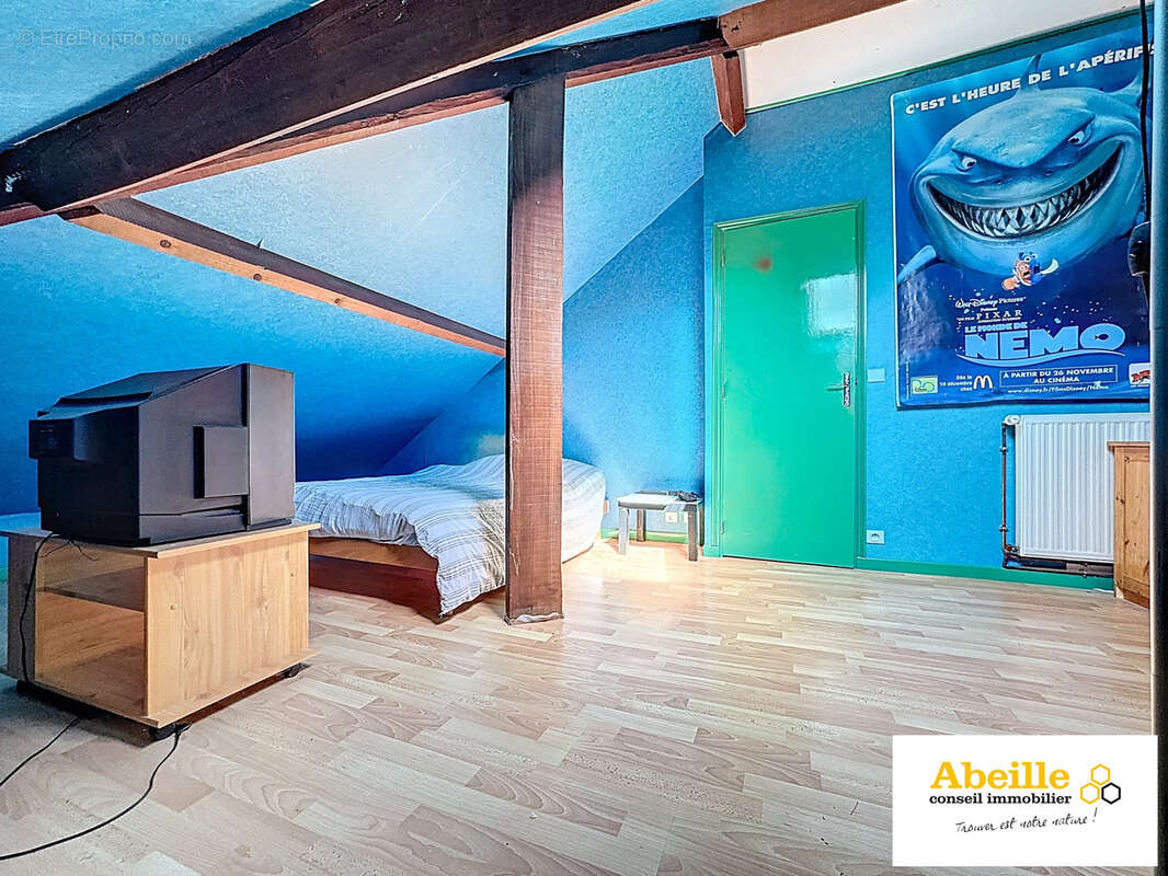 Maison à VILLECONIN