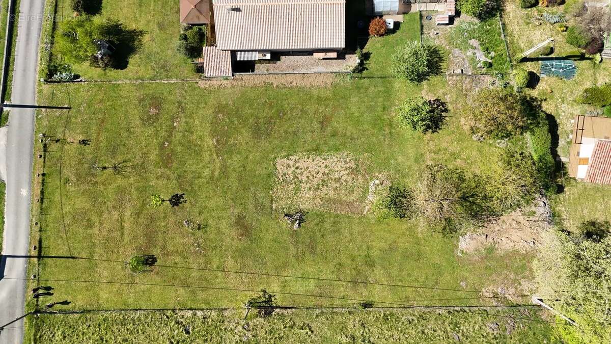 Terrain à MONTJOIE-EN-COUSERANS