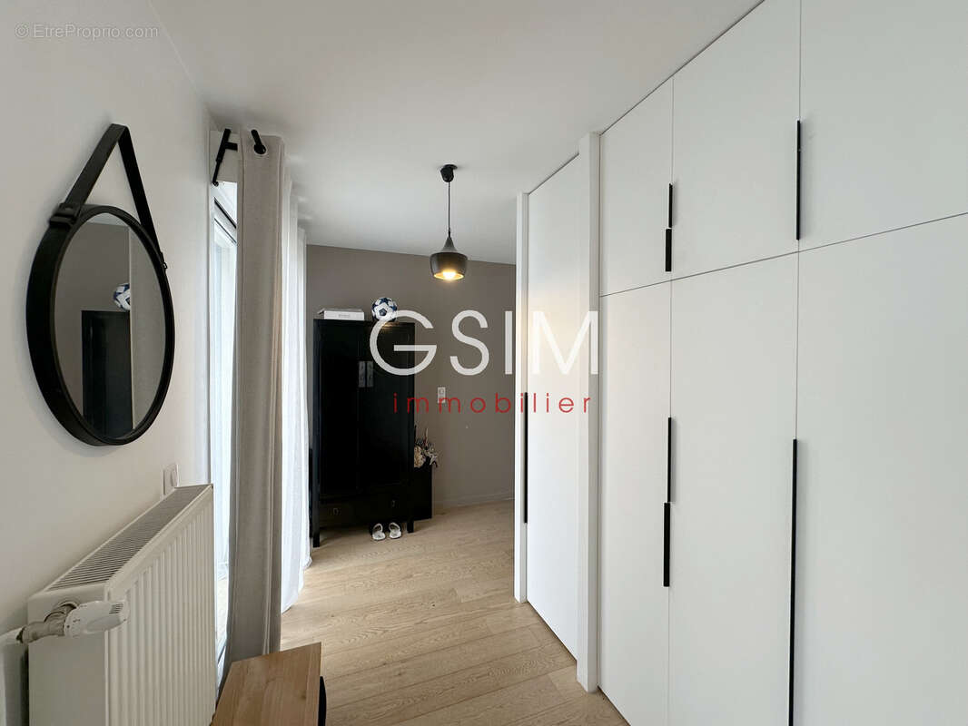 Appartement à SURESNES