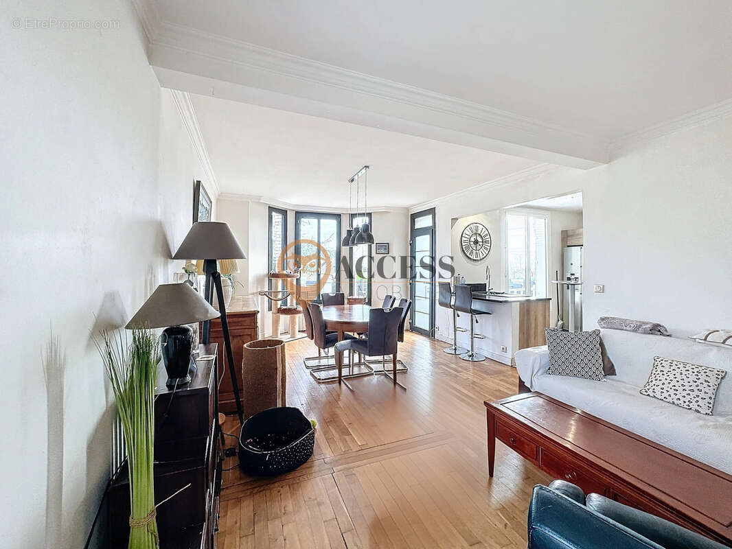 Maison à MONTLIGNON