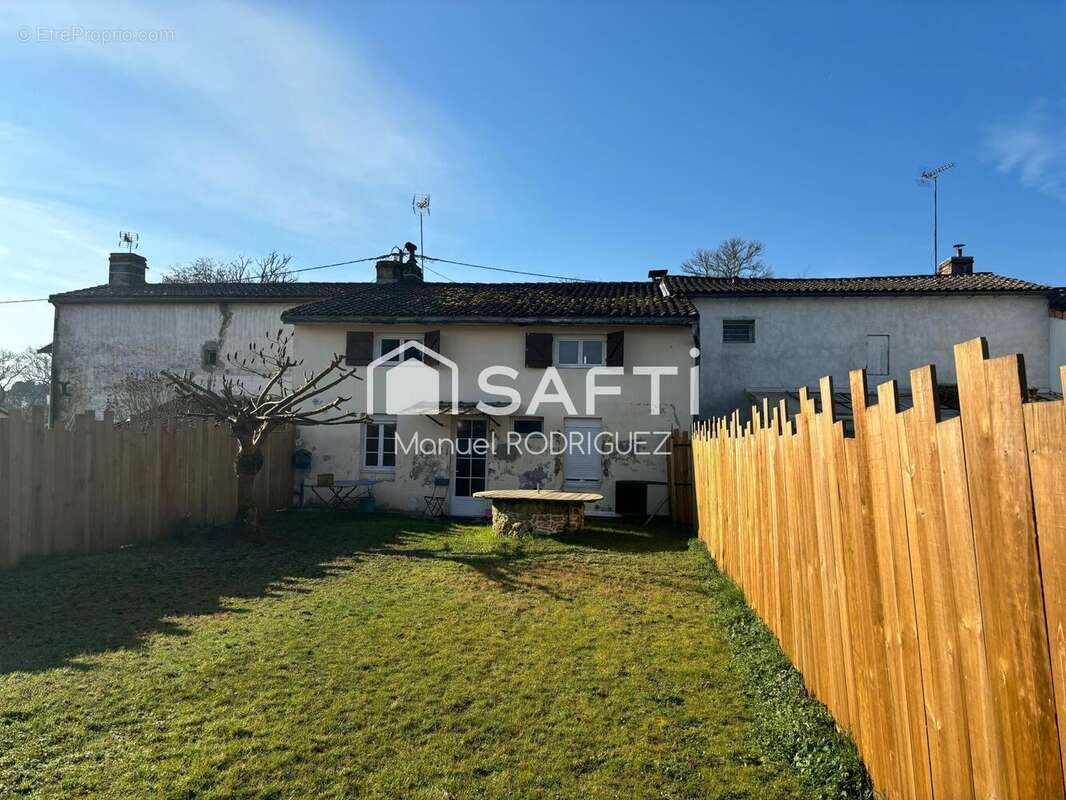 Photo 6 - Maison à SAINT-SYMPHORIEN