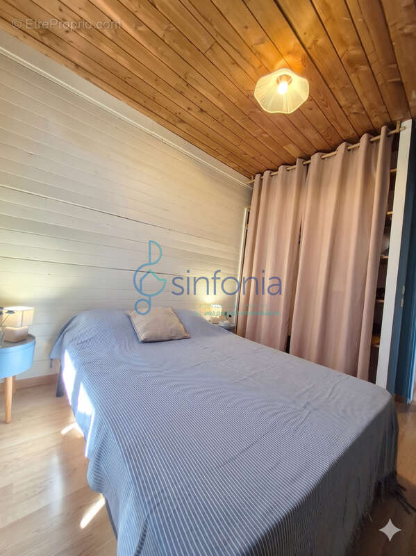Opportunité rare - villa bio-climatique ossature bois -  171 m2 (3 logements) - dpe a & autonomie énergétique - photo 17
