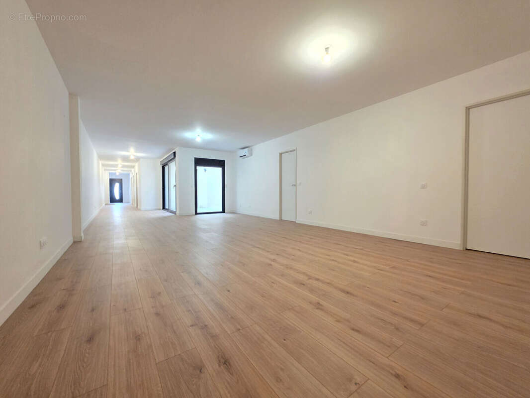 Appartement à ROMANS-SUR-ISERE
