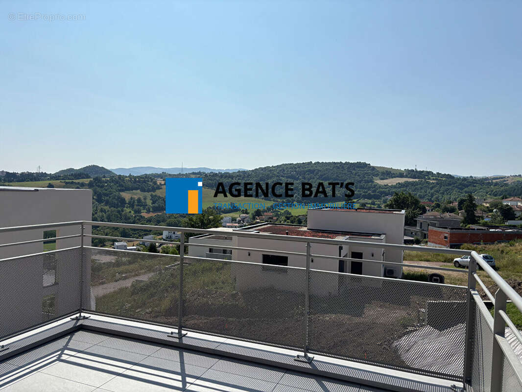 Photo 3 - Appartement à SAINT-GENEST-LERPT