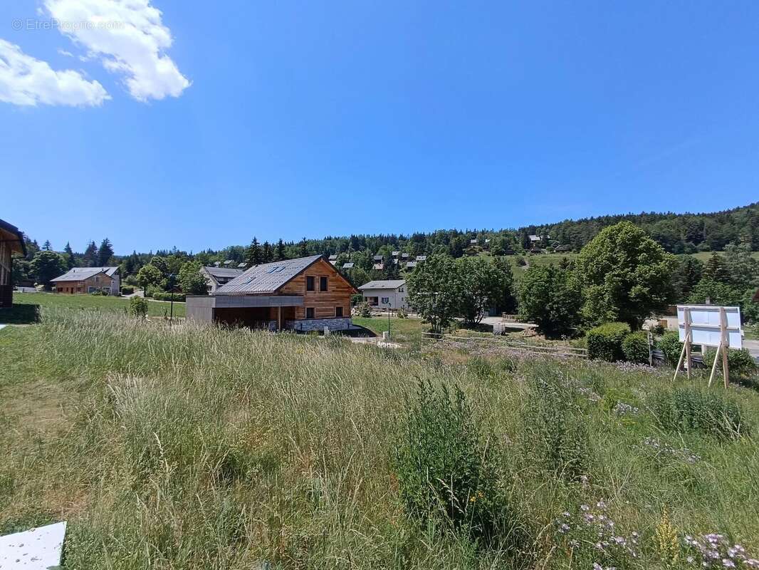 Terrain 654 m² à Correncon-En-Vercors  - photo 2