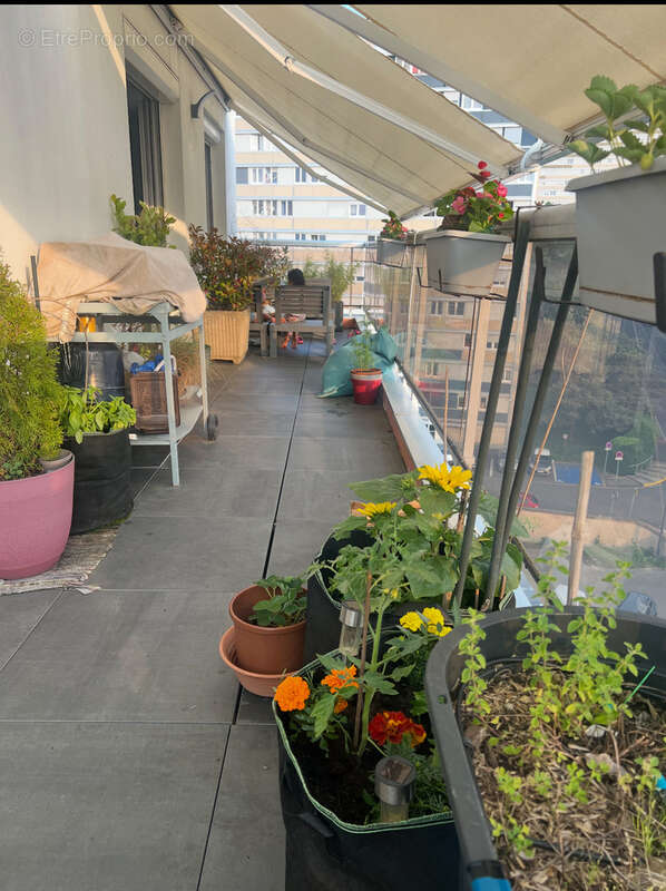 Appartement à SAINT-ETIENNE