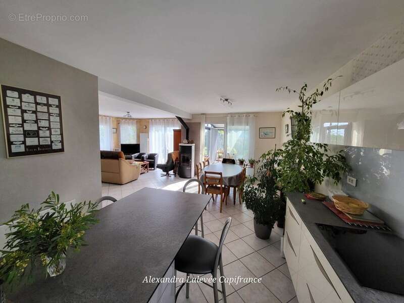 Maison à PLOGASTEL-SAINT-GERMAIN