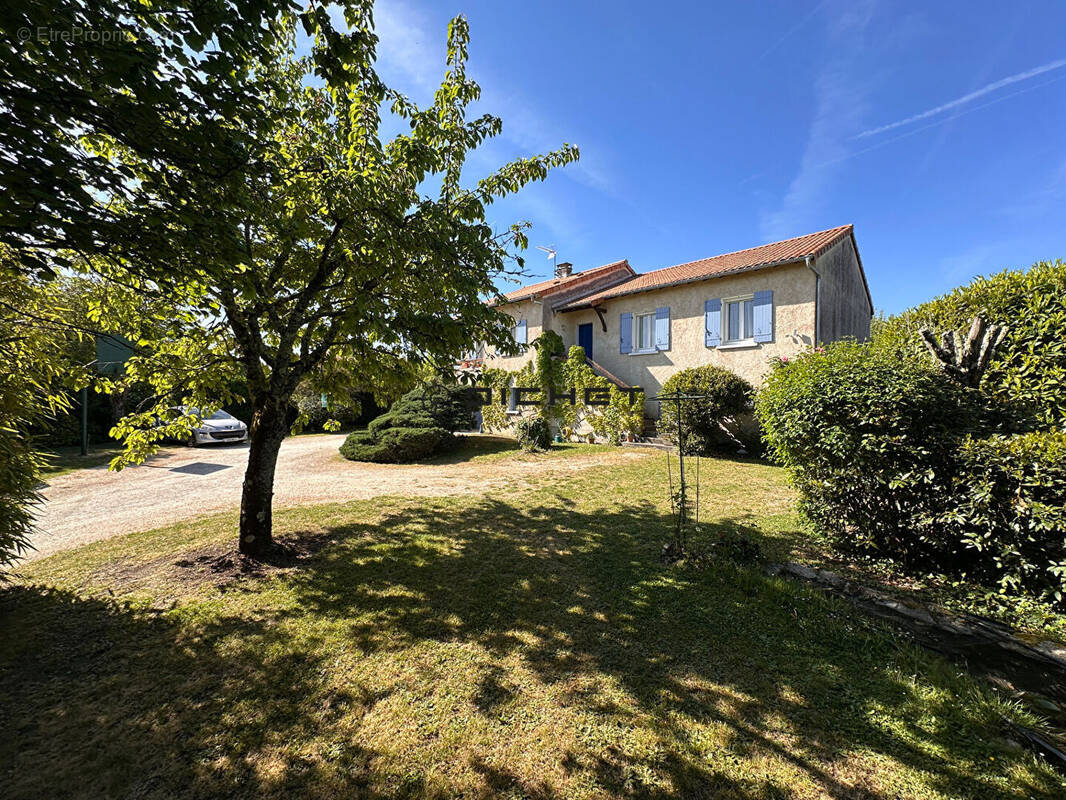 Maison à RIBERAC