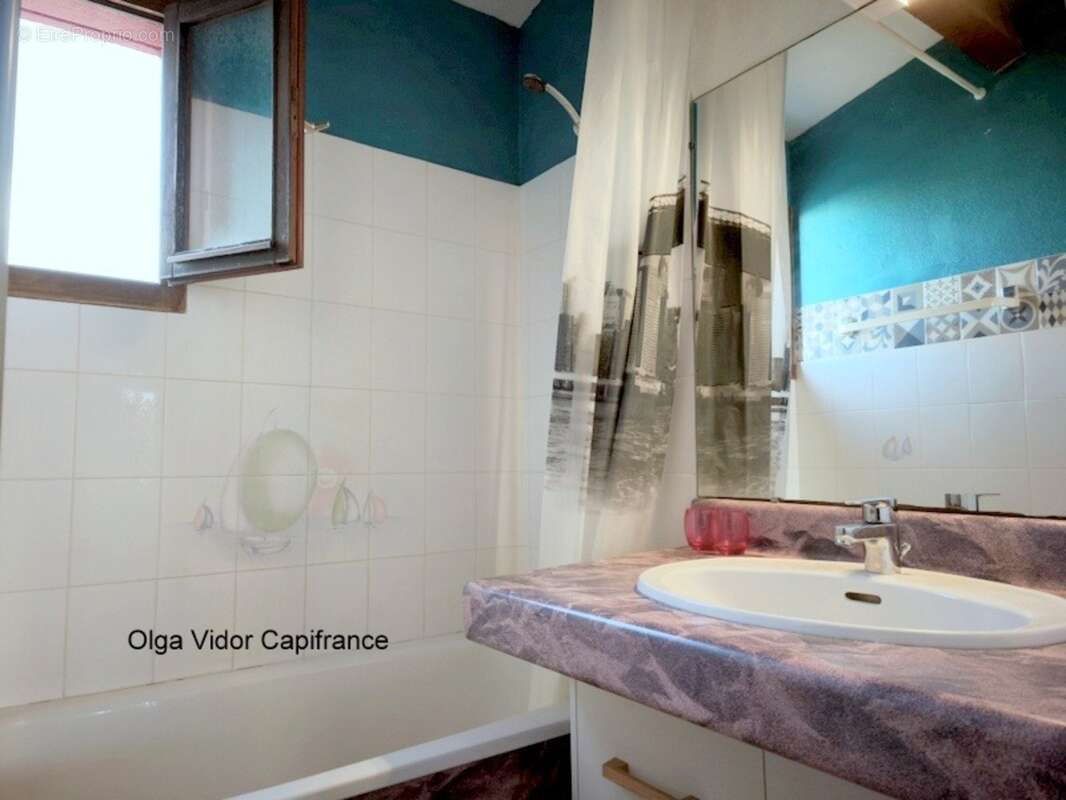 Dpt Hérault (34), à vendre LE CAP D'AGDE appartement T3  surface totale au sol de 45,01 m² avec parking privatif - photo 7