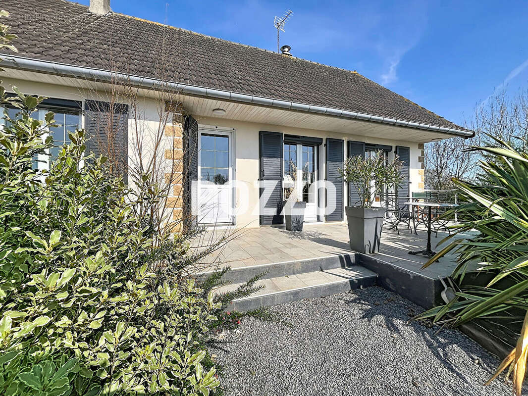 Maison à SAINT-PAIR-SUR-MER