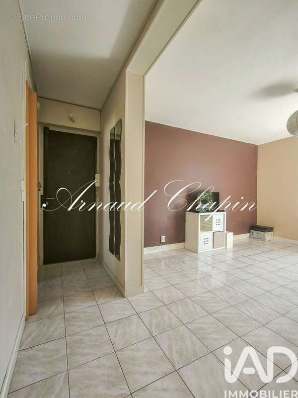 Photo 9 - Appartement à CHOISY-LE-ROI