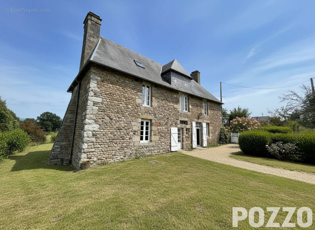 Maison à MORTAIN