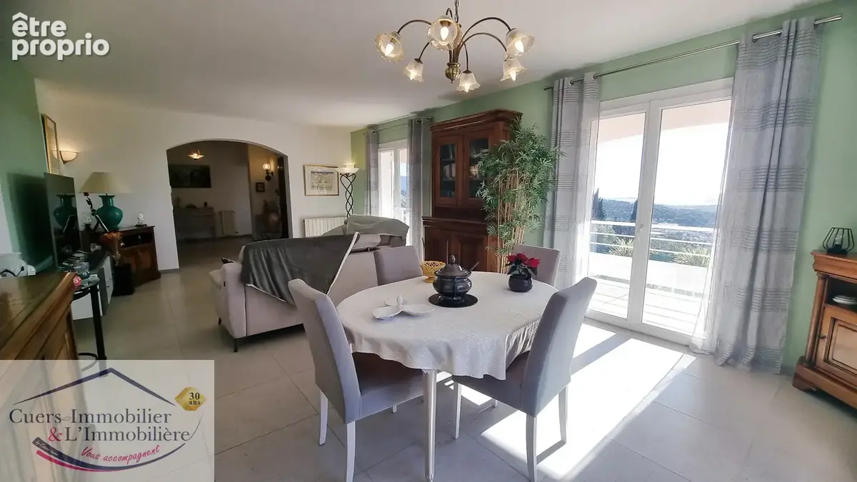 Ollioules villa  t6 de 205 m2 avec pisicine et vaste garage pleine vue mer - photo 12