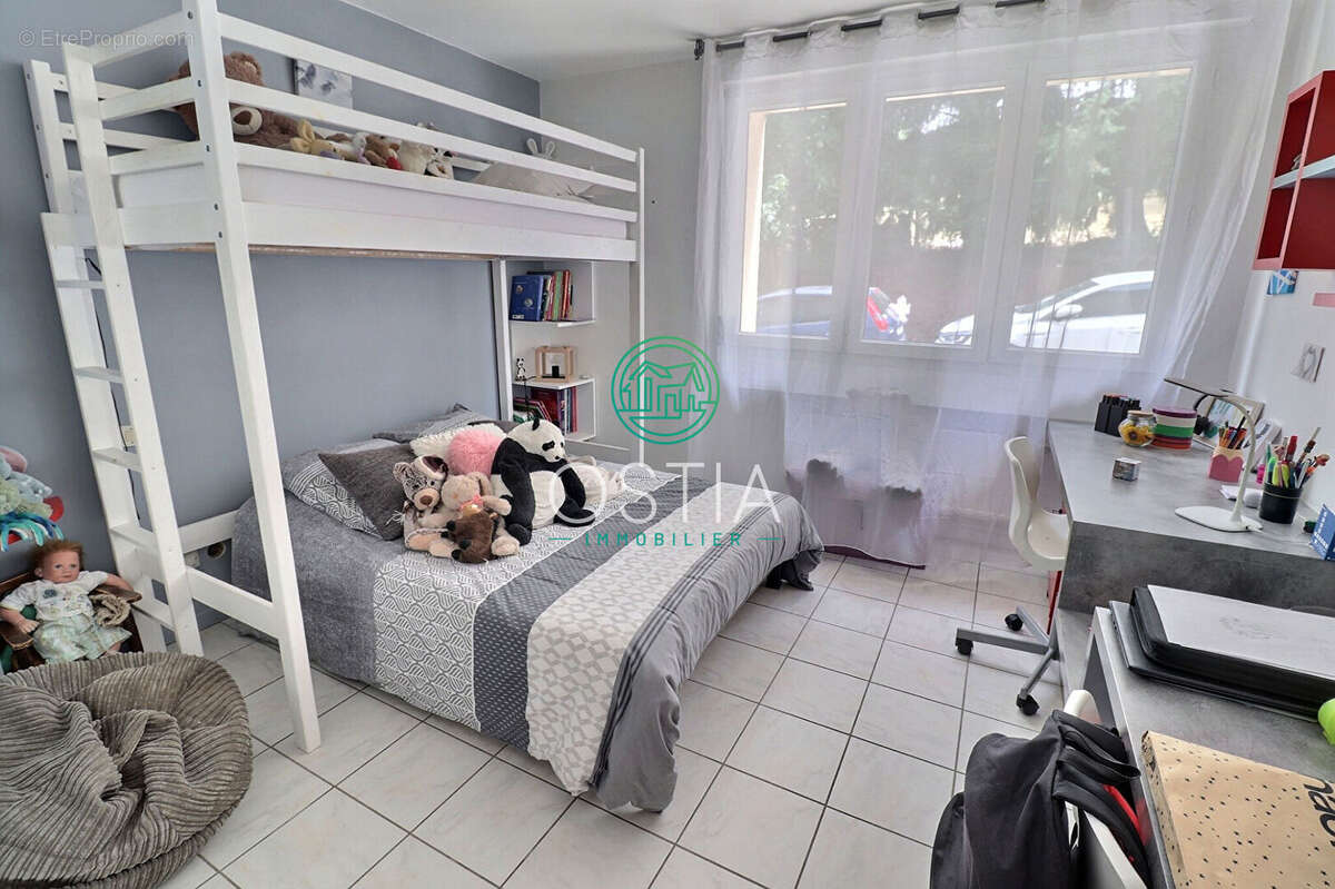Appartement St Paul En Jarez 5 pièce(s) 112 m2 - photo 8