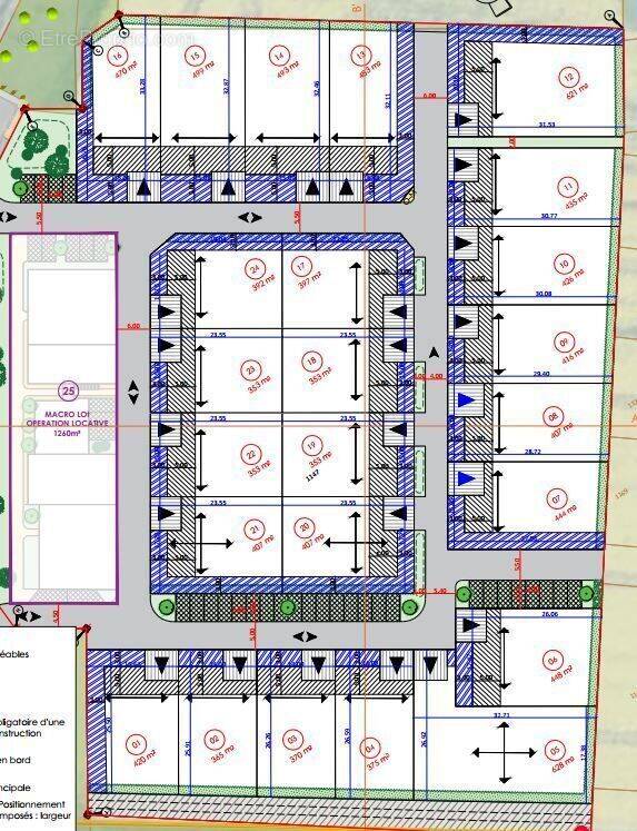 Terrain à PORT-DES-BARQUES