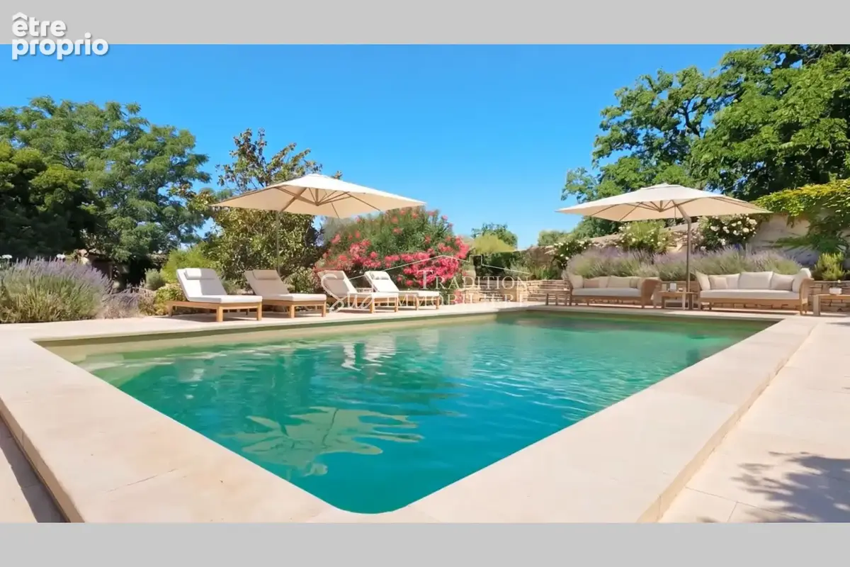 Photo Maison à Aureille au prix de 948 000€