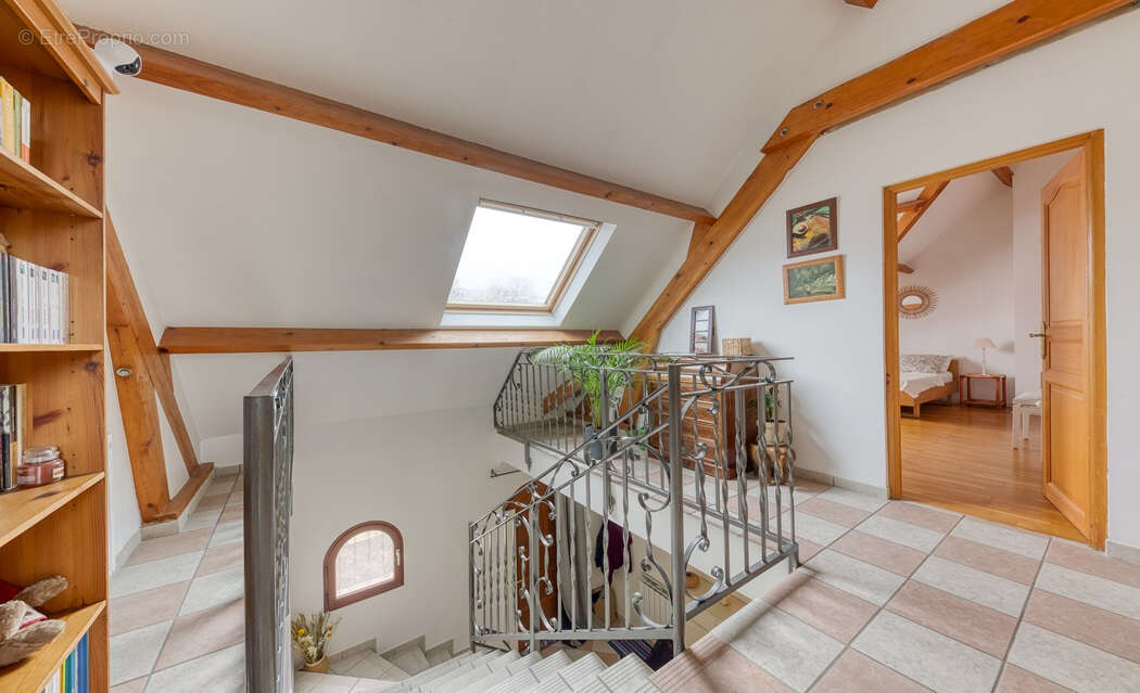 Maison à OZOIR-LA-FERRIERE