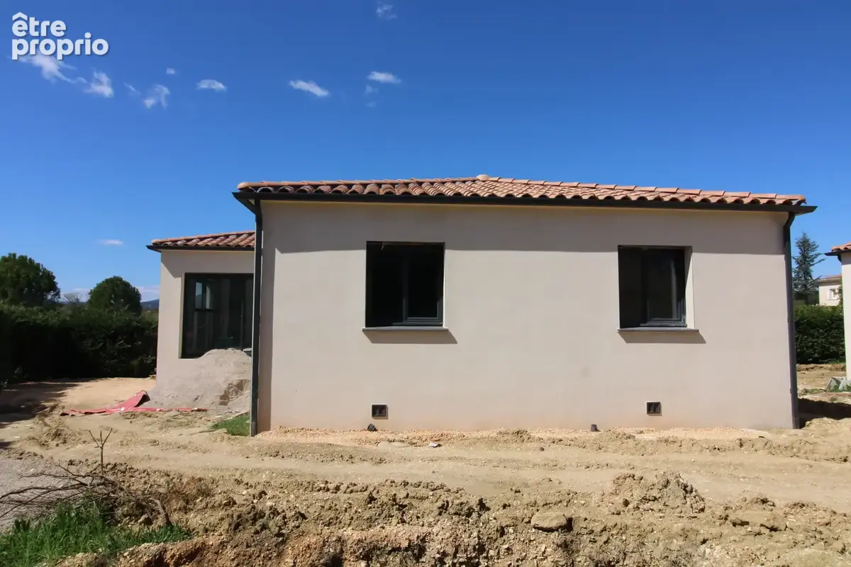 VILLA 102 m2 habitable. Terrain 500 m2. - photo 5