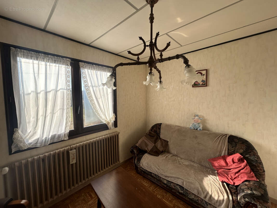 Maison à TERNUAY-MELAY-ET-SAINT-HILAIRE