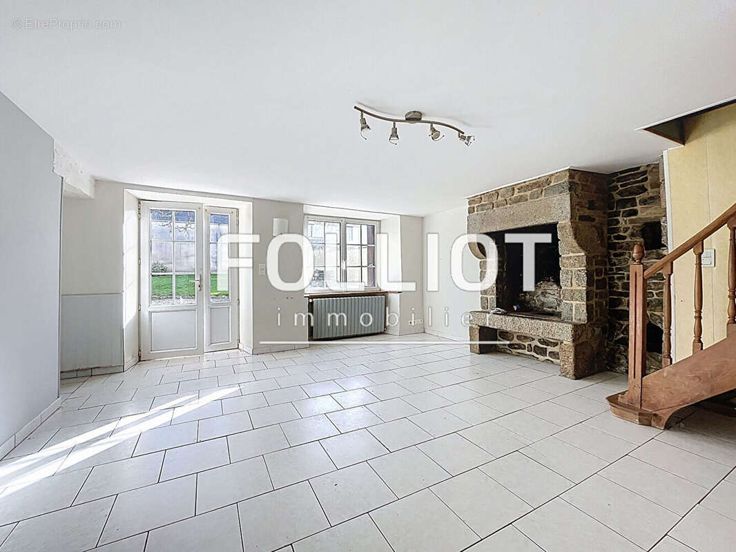 Maison à QUETTREVILLE-SUR-SIENNE