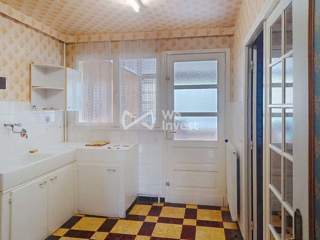 Maison à AVESNES-SUR-HELPE