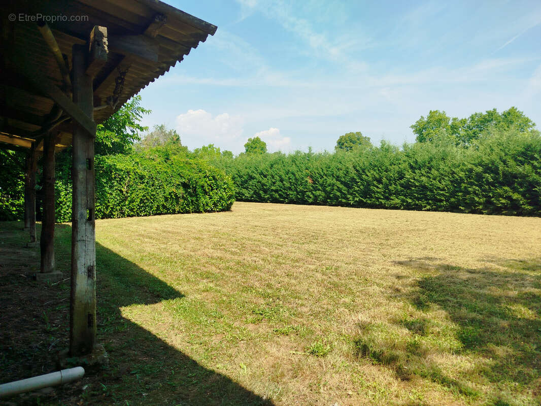 Belle demeure à l'architecture originale avec piscine et jardin constructible de 4535 m2 - photo 28