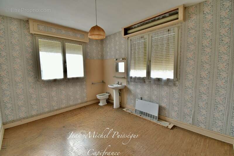 à vendre à BEAUCHALOT (31), Maison 10 Pièces de 300m2 - photo 6