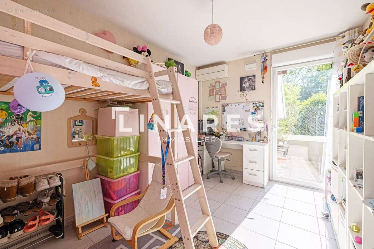 Appartement à MARSEILLE-12E