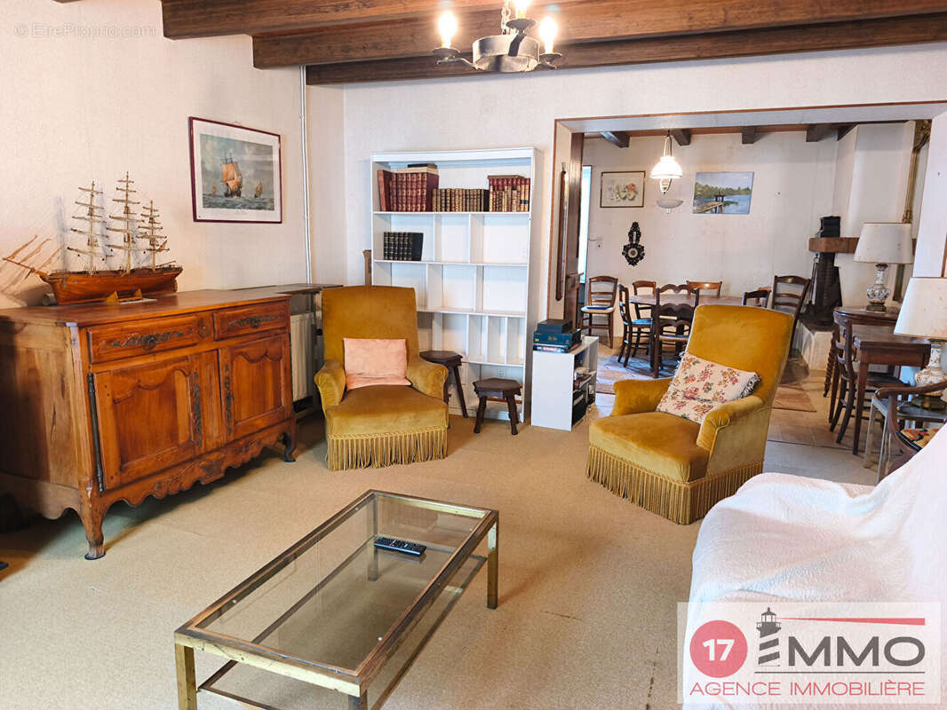 Maison Familiale avec Piscine et Extérieur 169m² - Cire d'Aunis - photo 4