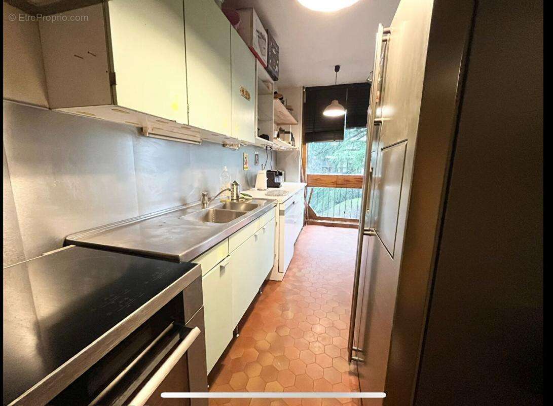 Appartement à FONTENAY-LE-FLEURY