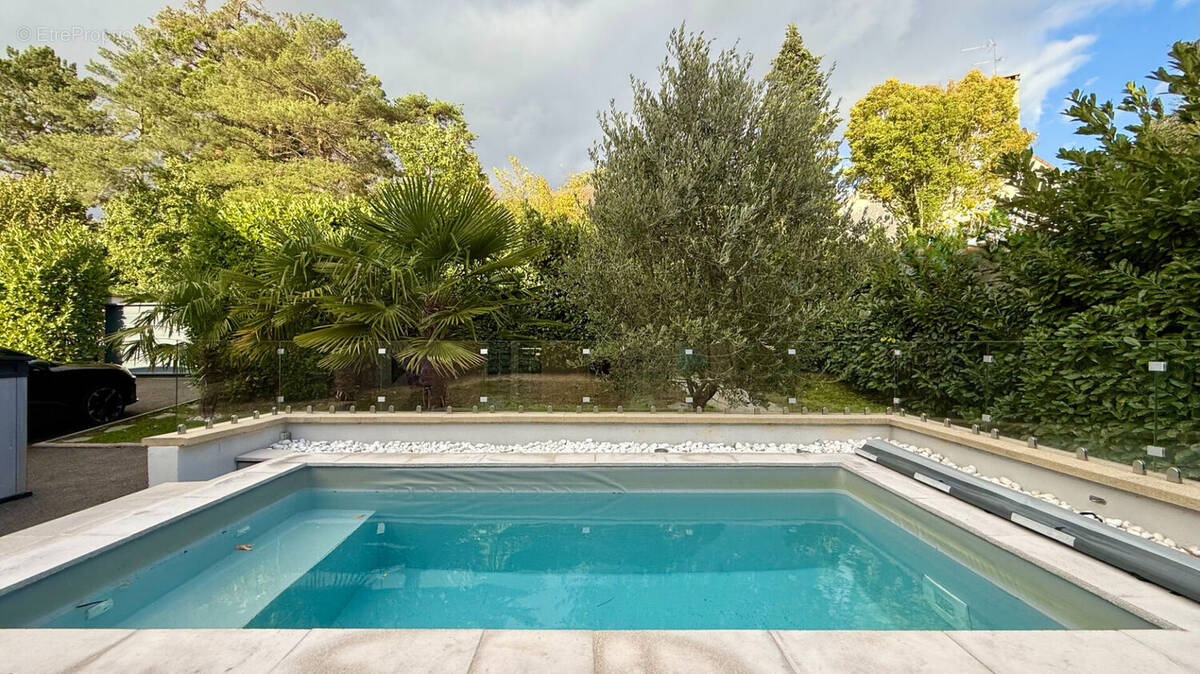 Maison à SAINT-GERMAIN-LES-CORBEIL