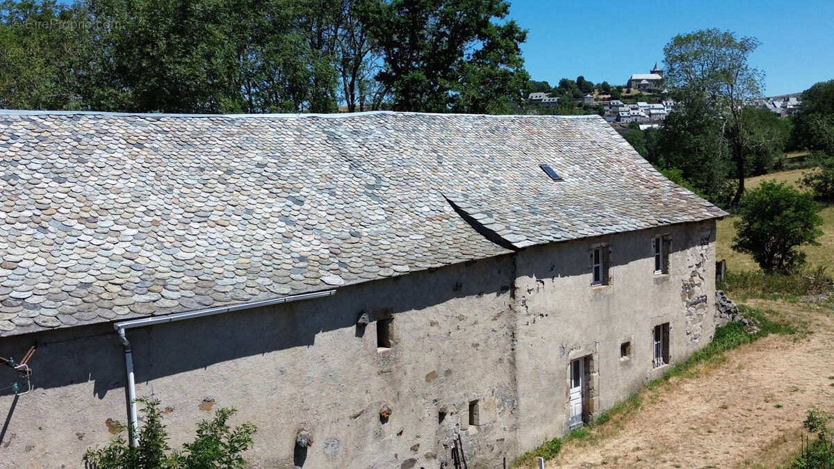 Maison à LAGUIOLE