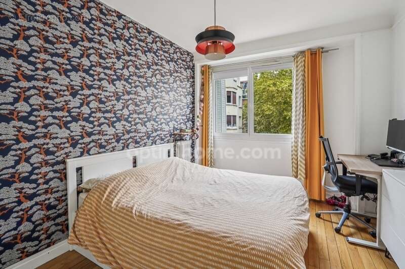 Appartement à PARIS-14E