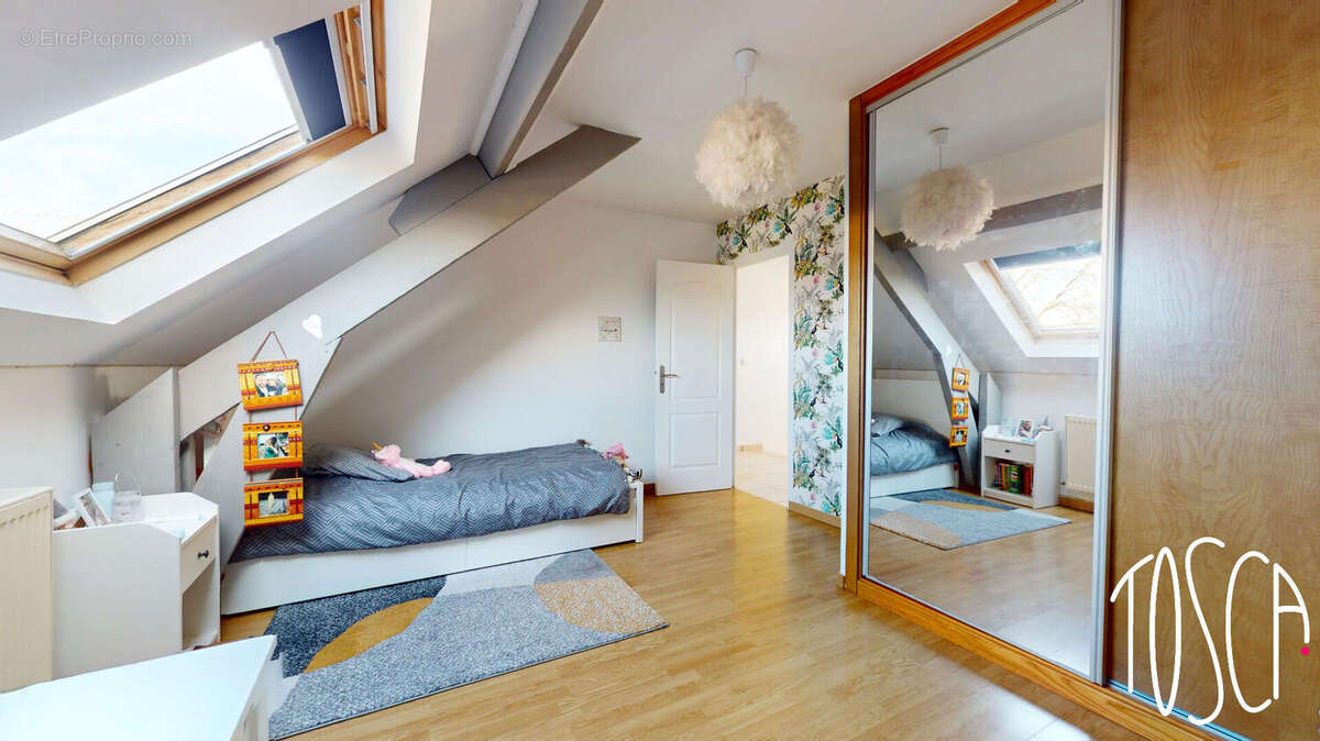 Maison à VIGNEUX-SUR-SEINE