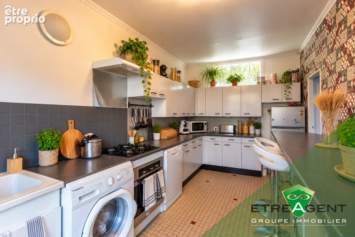 Maison BERNAY - 110 m² - 4 chambres - photo 5