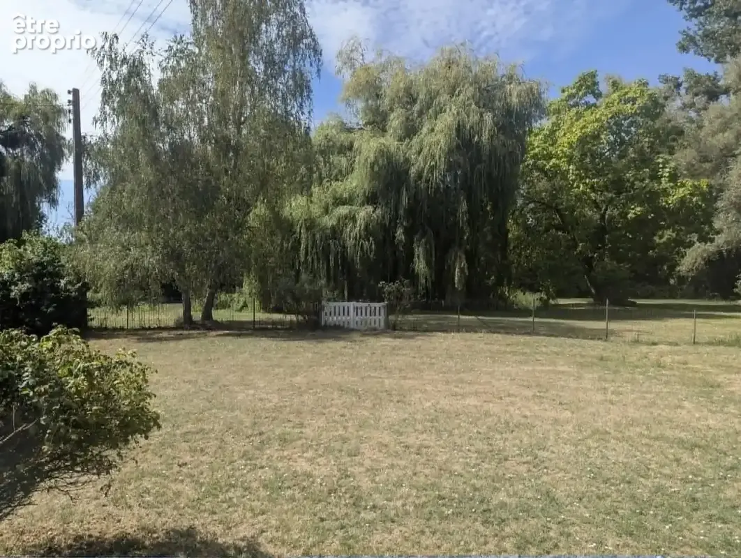 Propriété rurale pleine de caractère avec de vastes dépendances, étang et grands jardins - photo 13